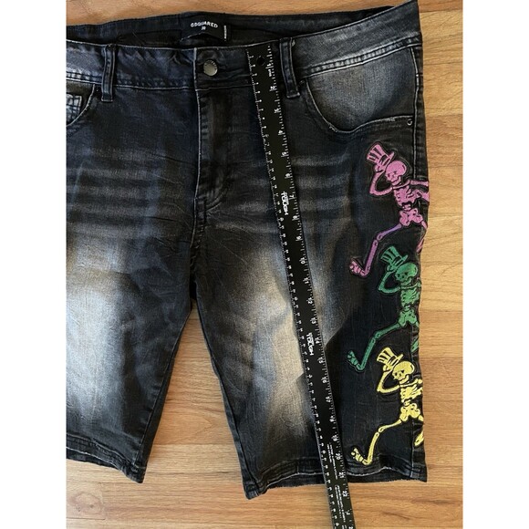 Men’s 38 G Squared Dancing Skeletons Shorts - Picture 10 of 11